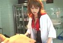 「こんなに固くなっちゃってビンビンじゃない〜」爆乳女医が患者を辱めてガン突きされて中出しエッチ！浜崎りお
